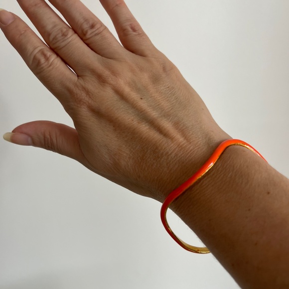 SYLVIA TOLEDANO Flow 22K Gold-Plated & Enamel Bracelet Orange - Picture 5 of 6